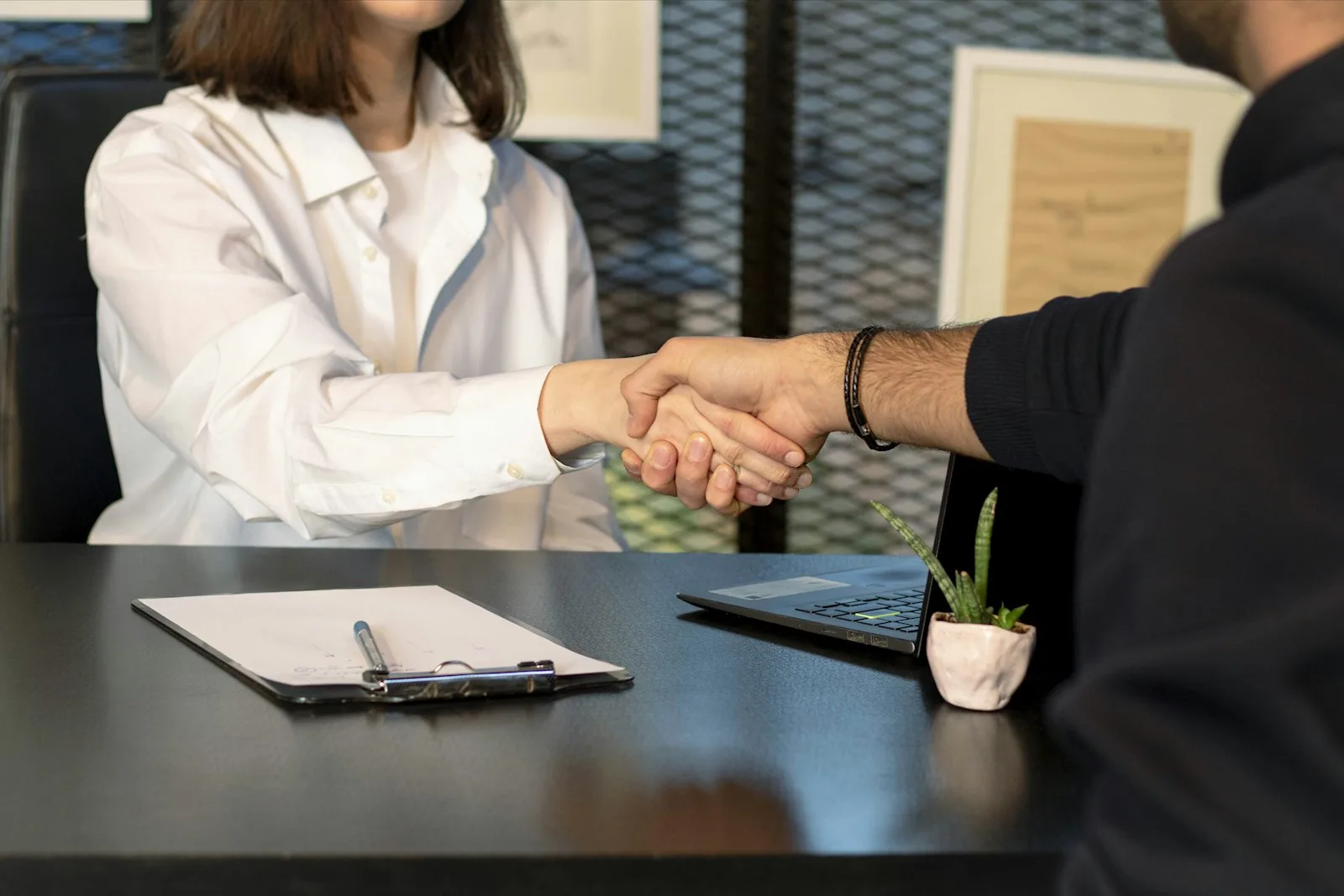 Bridge Financing vs. Hard Money Loans
