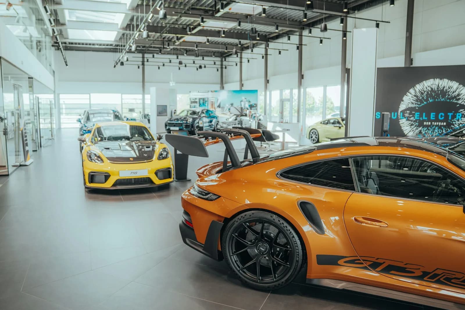 Floor Plan Financing Explained for Dealers