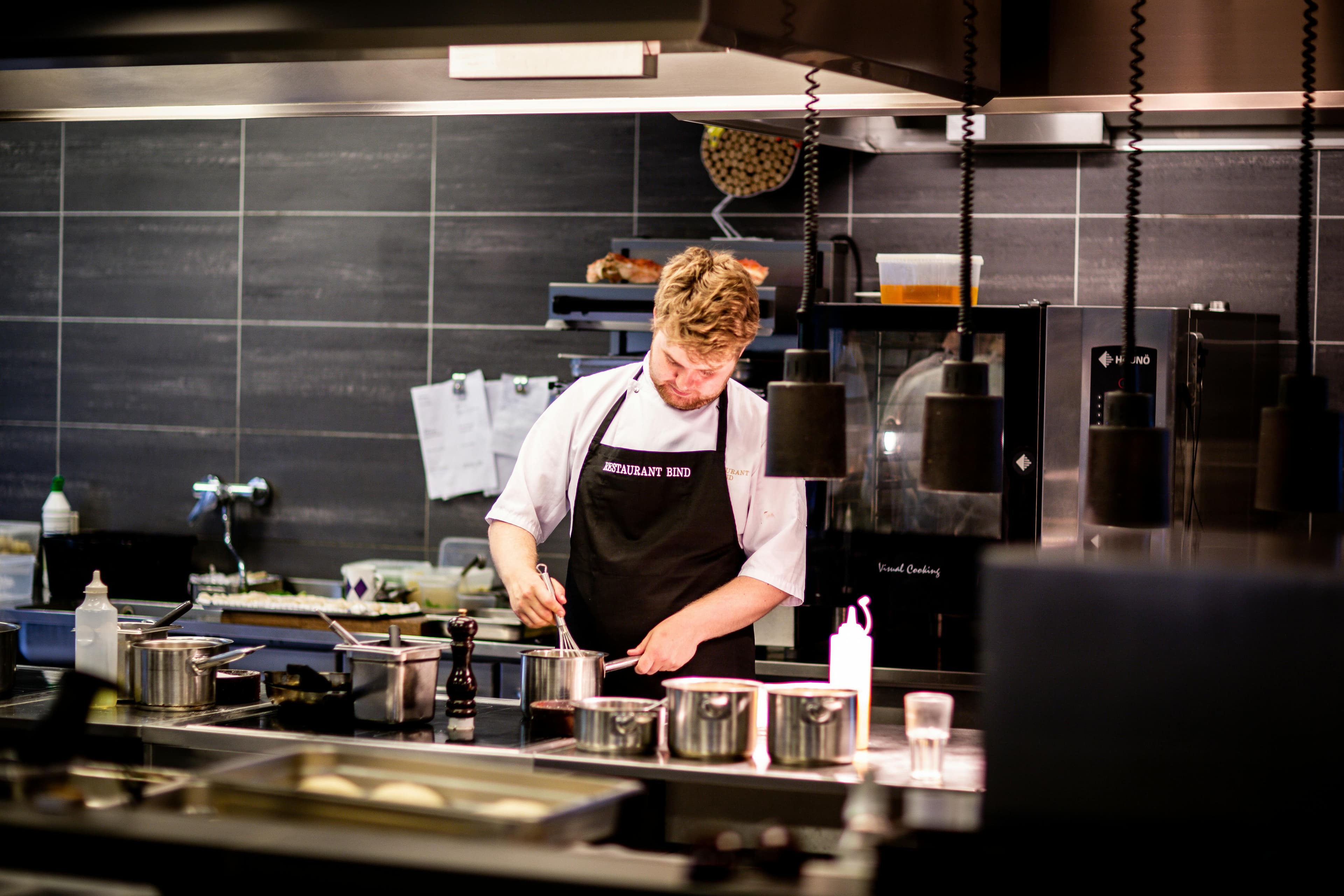 Restaurants & Food Service