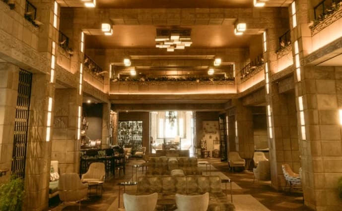 Hotels & Lodging